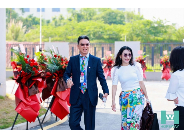 8xbet买球集团总部大楼乔迁庆典